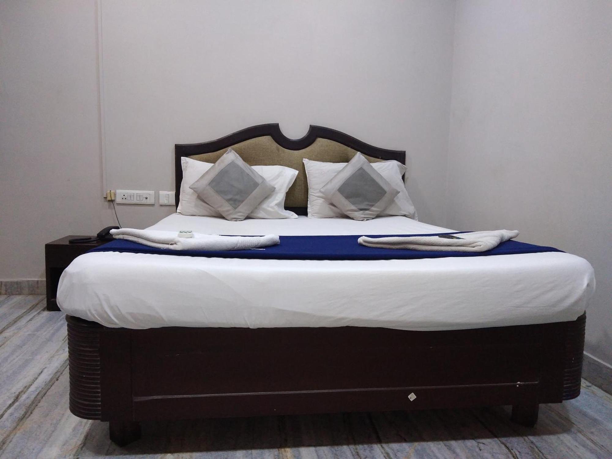 Grand Tower Chennai Hotell Rum bild